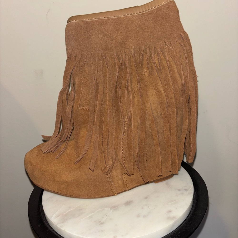 Kookaburra Tan Fringe Ankle Boots size 7